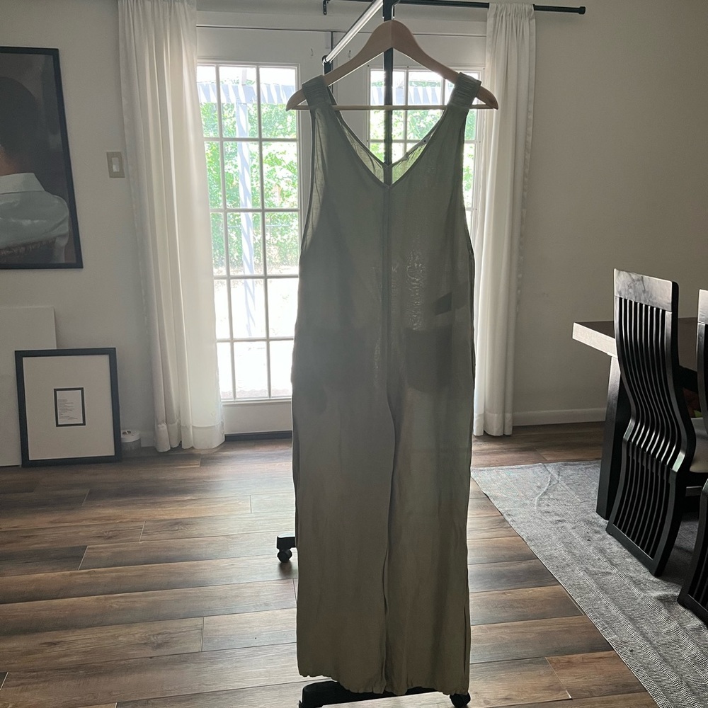 Zara - Wide Leg Sage Green Linen Jumpsuit with Pockets